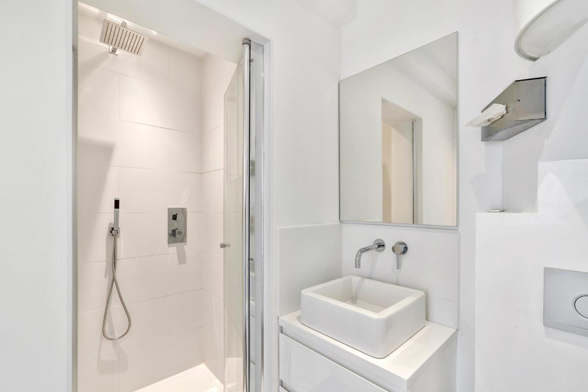 Designer - Prime Location For 4 Guests Appartement *